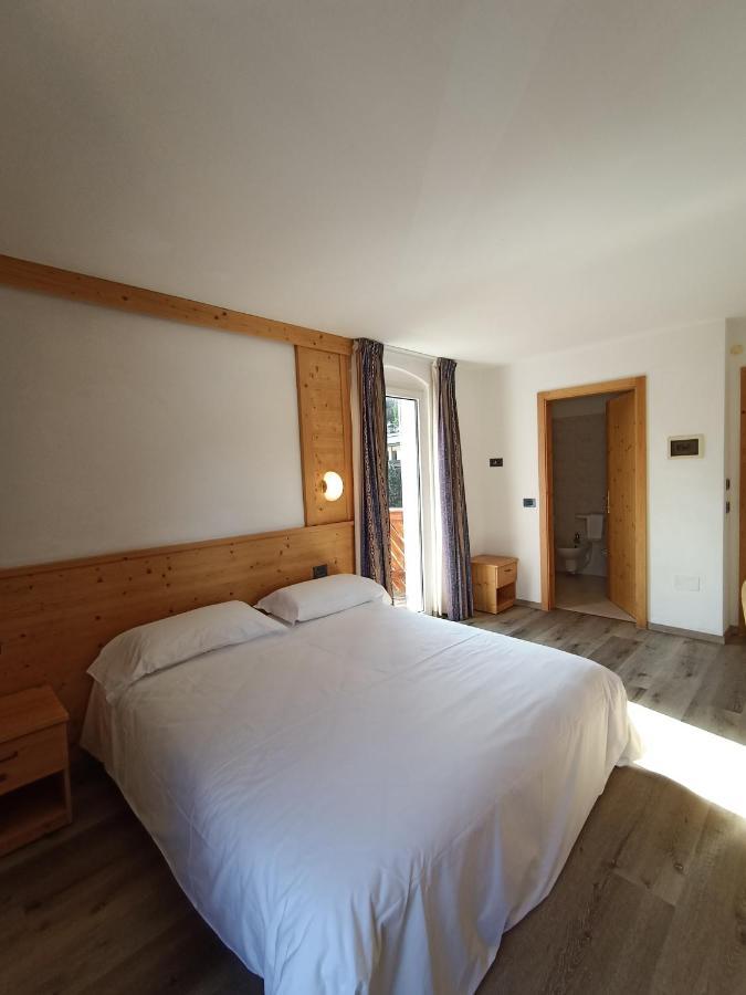 Hotel Cielo Blu パッソ・デル・トナーレ エクステリア 写真
