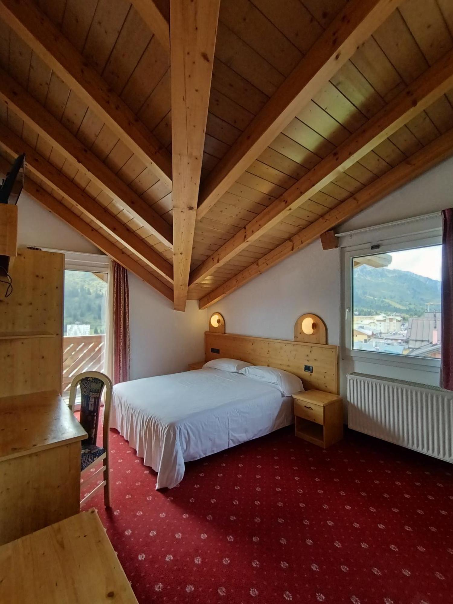 Hotel Cielo Blu パッソ・デル・トナーレ エクステリア 写真