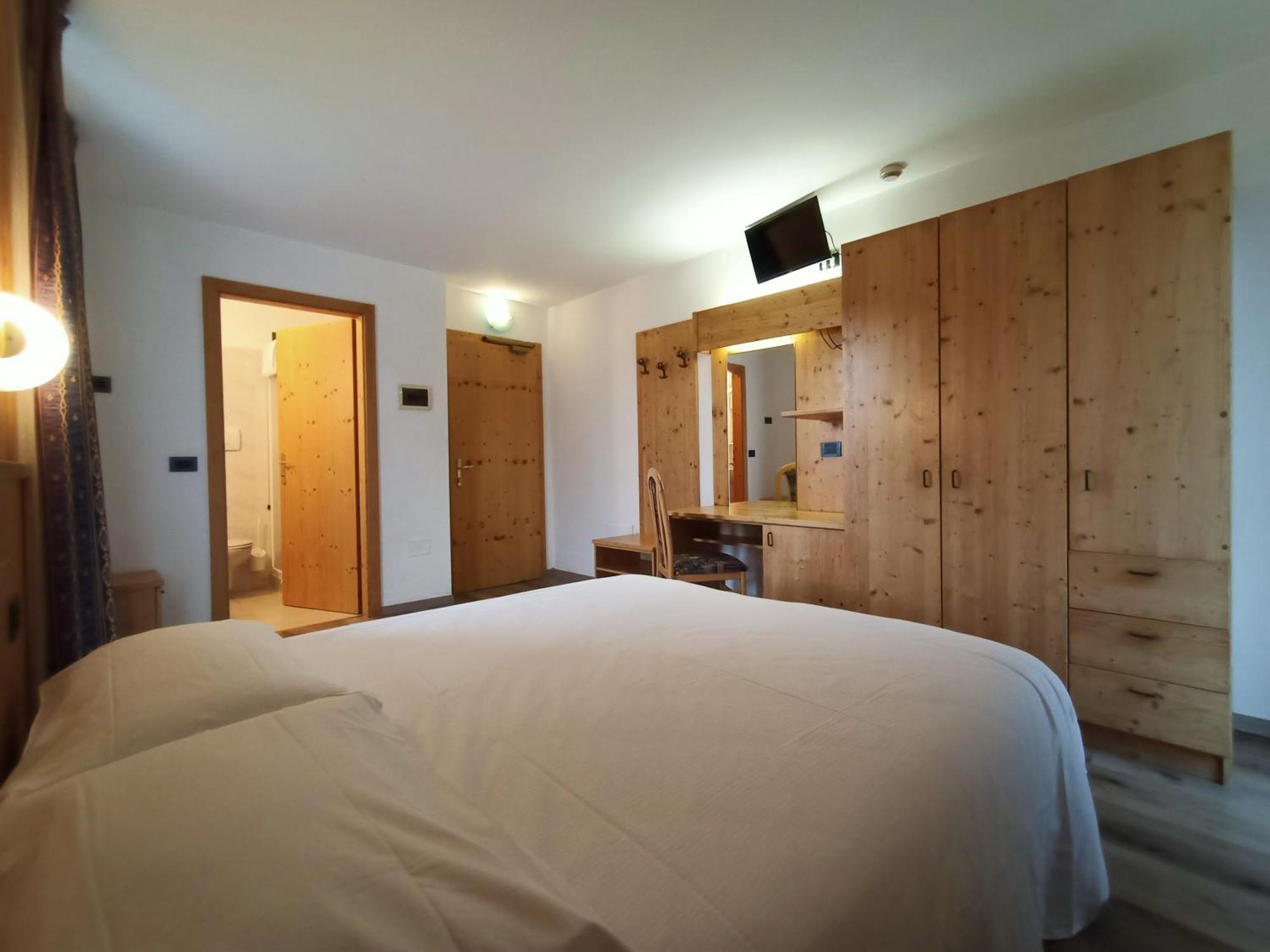 Hotel Cielo Blu パッソ・デル・トナーレ エクステリア 写真